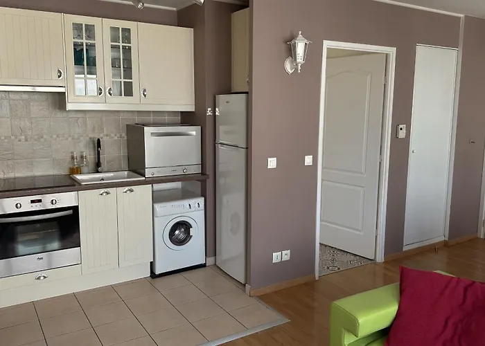 Very Central Disneyland Apartment